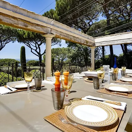 ヴィラ 12 Guests Amazing Villa, Saint-tropez