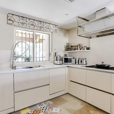 ヴィラ 12 Guests Amazing Villa, Saint-tropez *